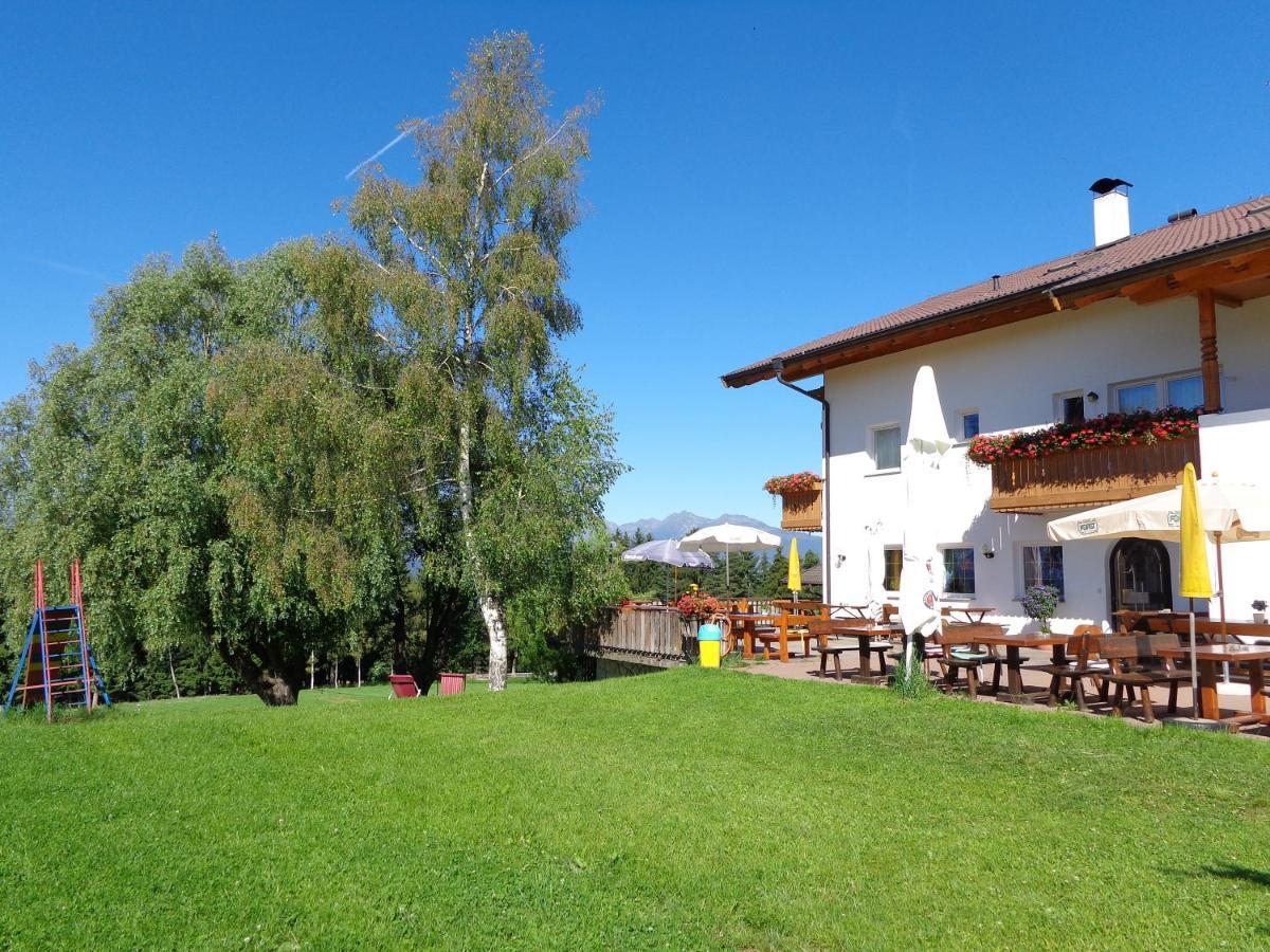 Gasthof St. Ulrich Meltina Exterior foto